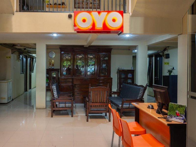 Audah Guesthouse Syariah Redpartner Jakarta Extérieur photo