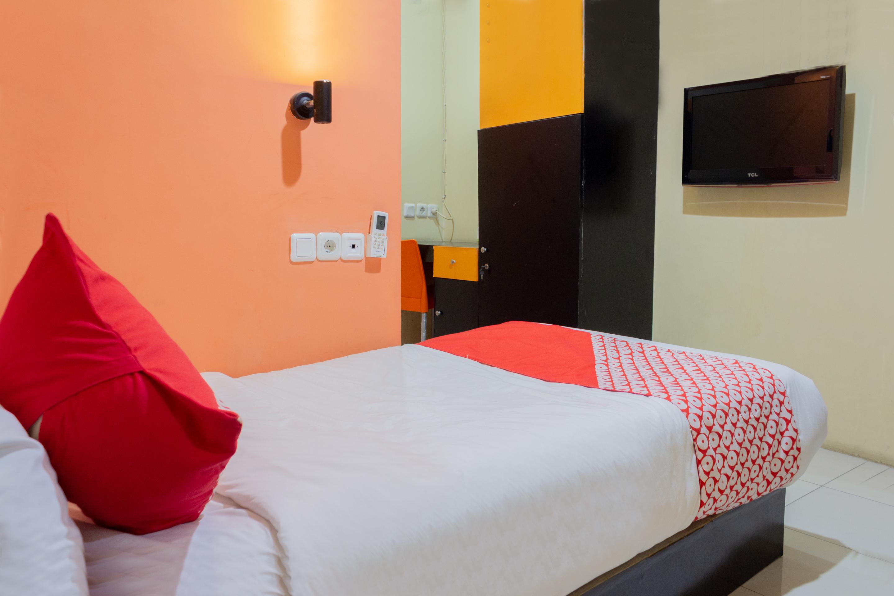 Audah Guesthouse Syariah Redpartner Jakarta Extérieur photo