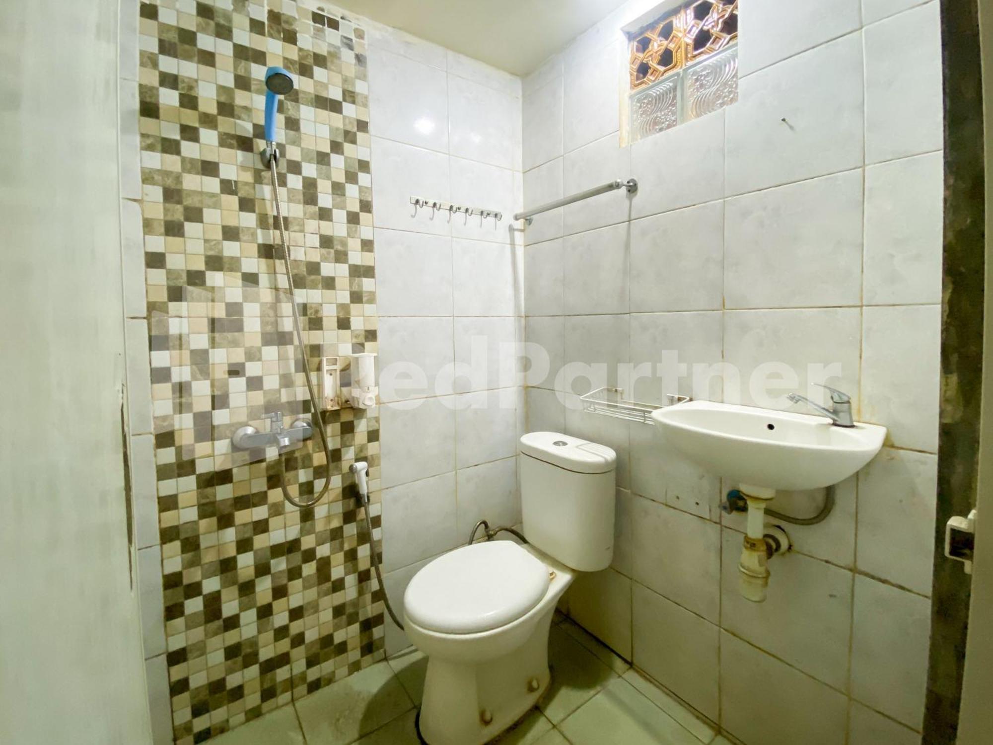 Audah Guesthouse Syariah Redpartner Jakarta Extérieur photo